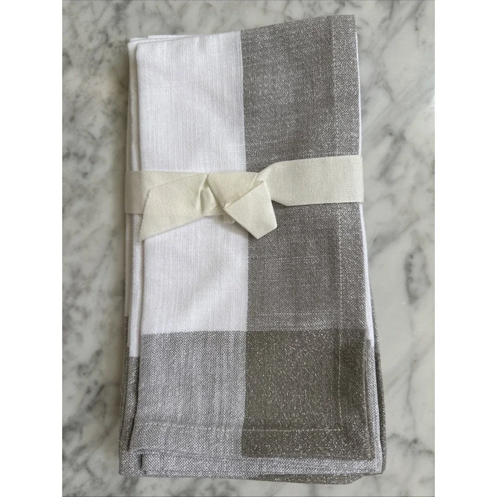 Pottery Barn Shimmer Border Cloth Napkin Set White & Silver Set of 4 (20